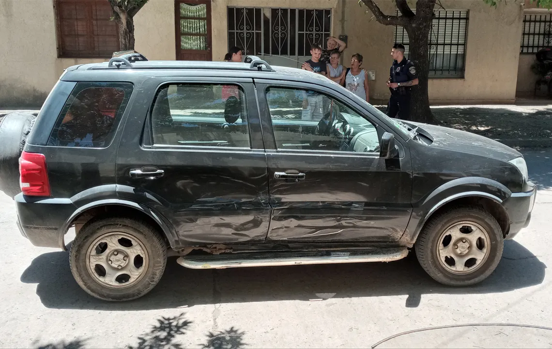 camioneta choque movil