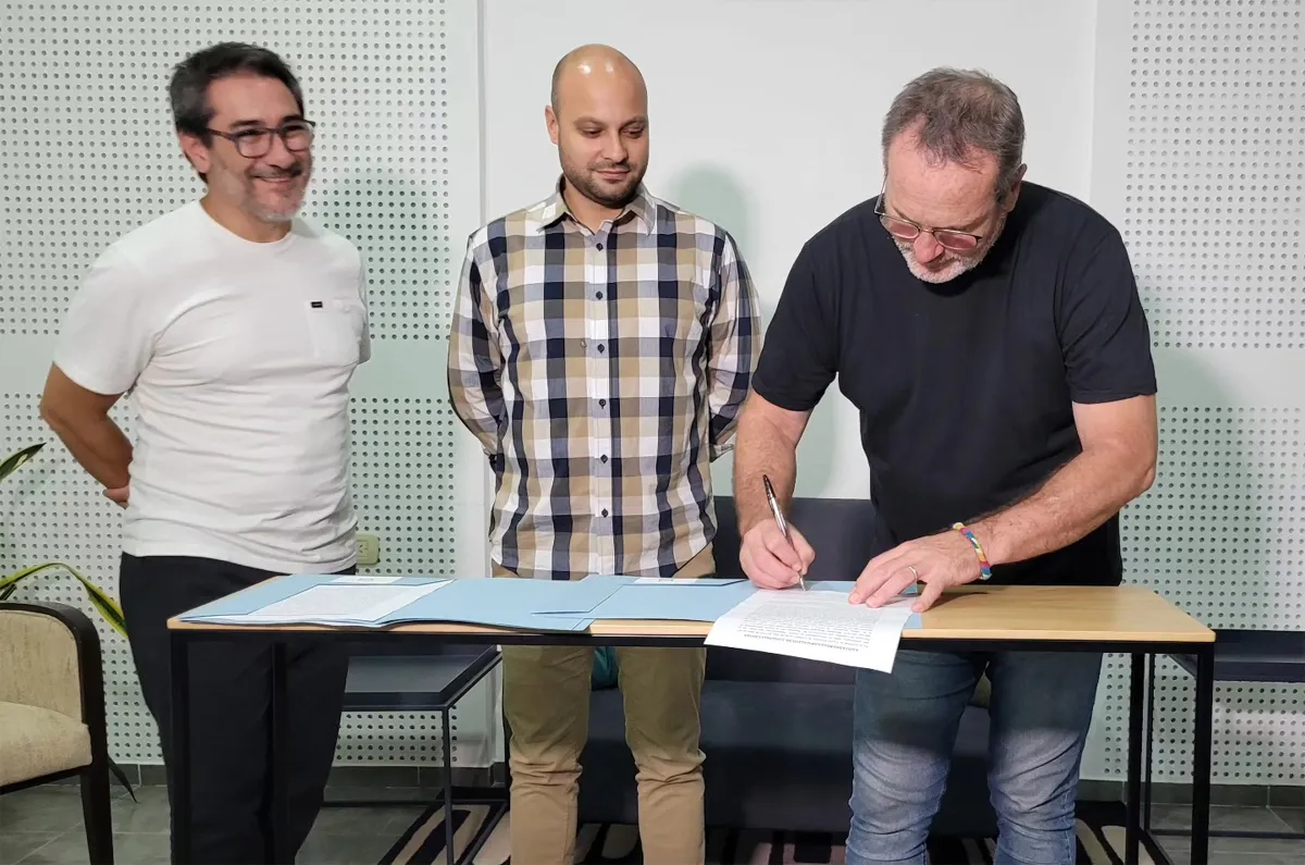 Firma arq Freyre