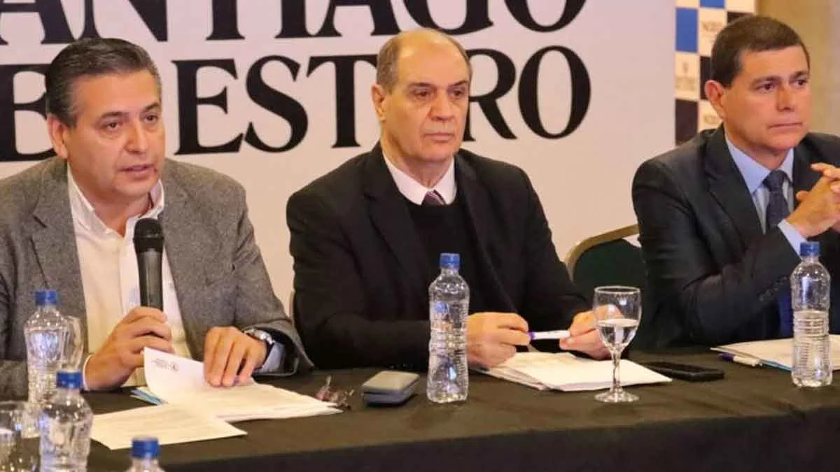 funcionarios-santiago-del-estero