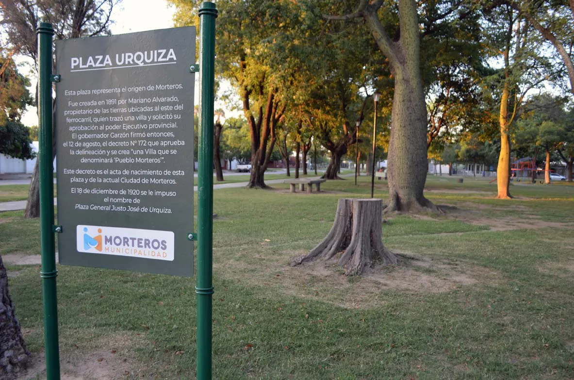 tronco plaza Urquiza