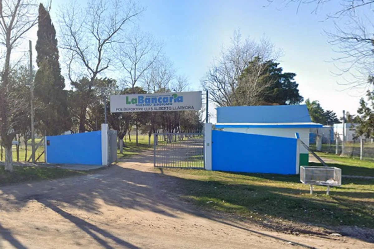 La Bancaria poli