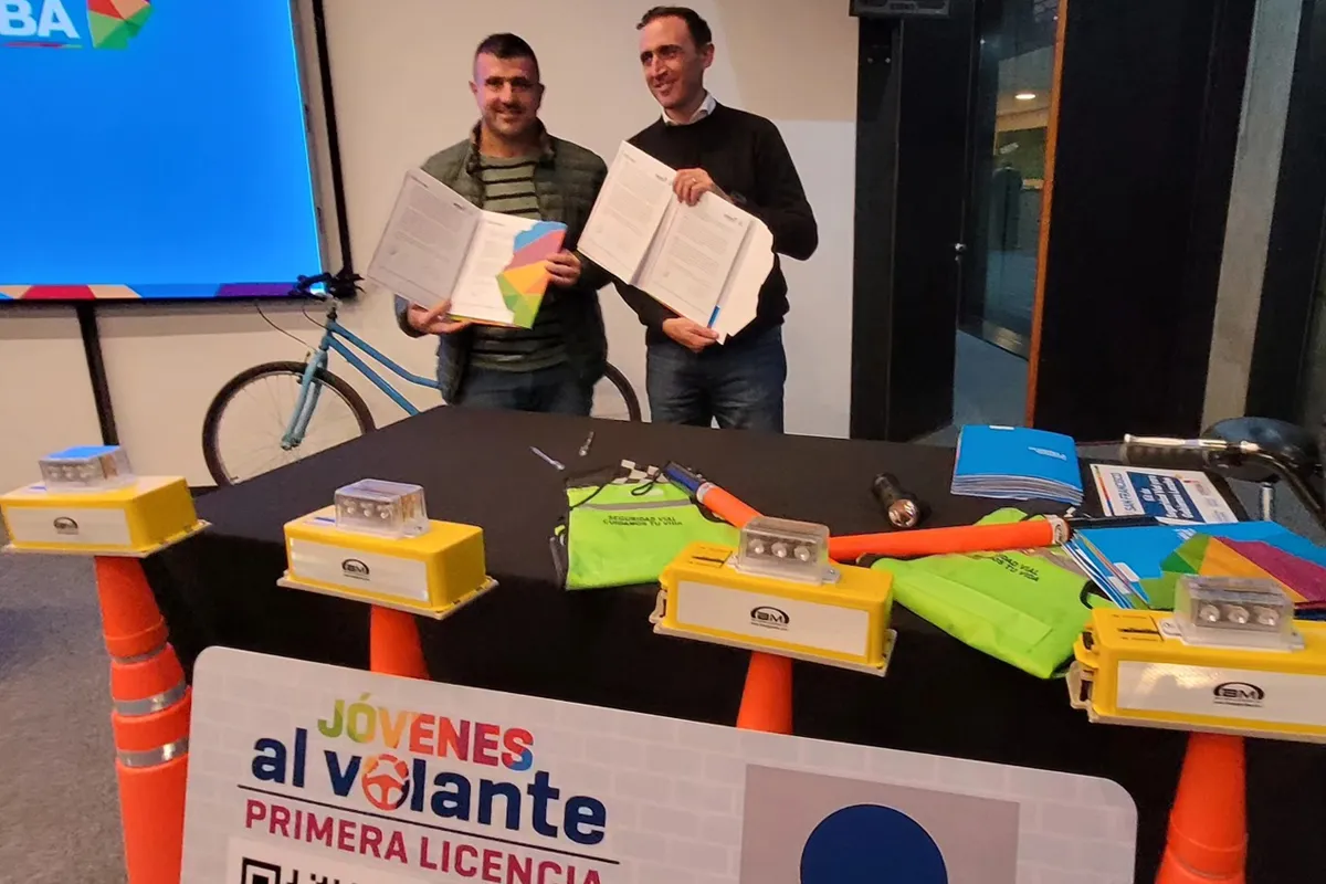 Freyre Jovenes al volante