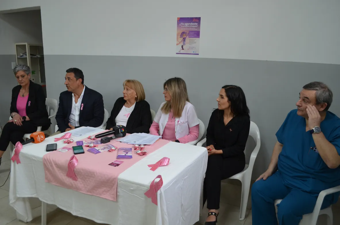 Lalcec octubre rosa