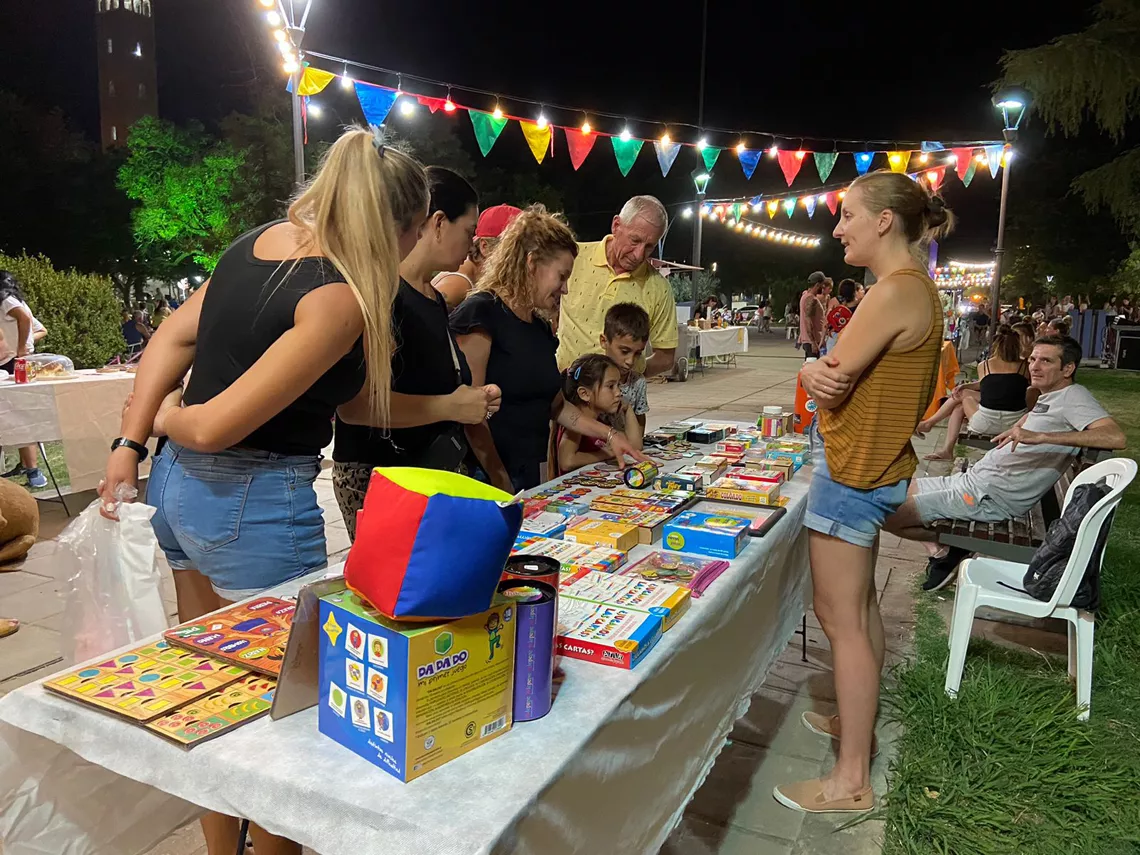 Suardi feria mujeres