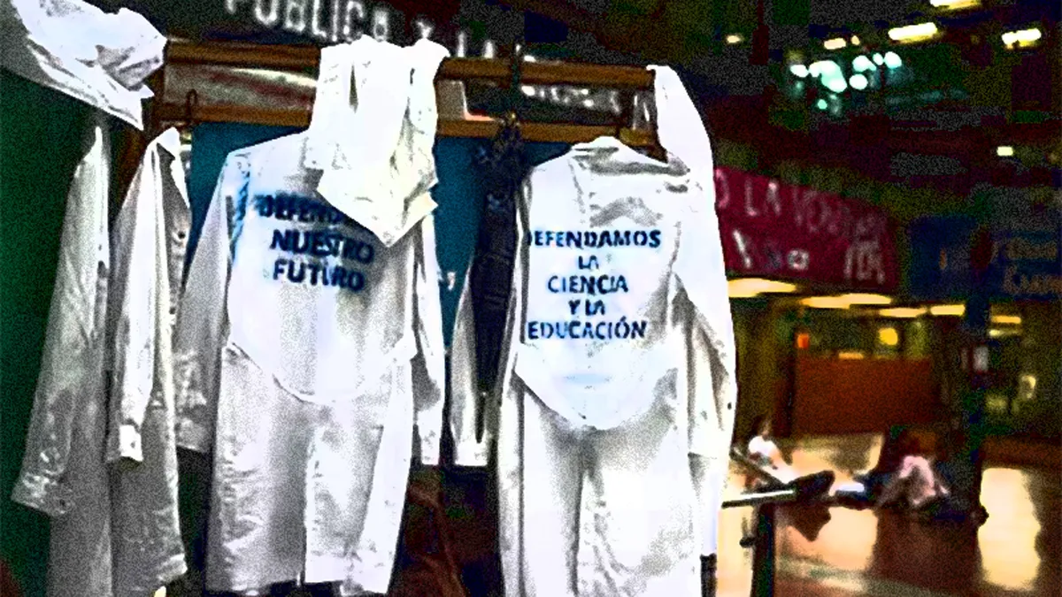 La demolición planificada de la educación pública