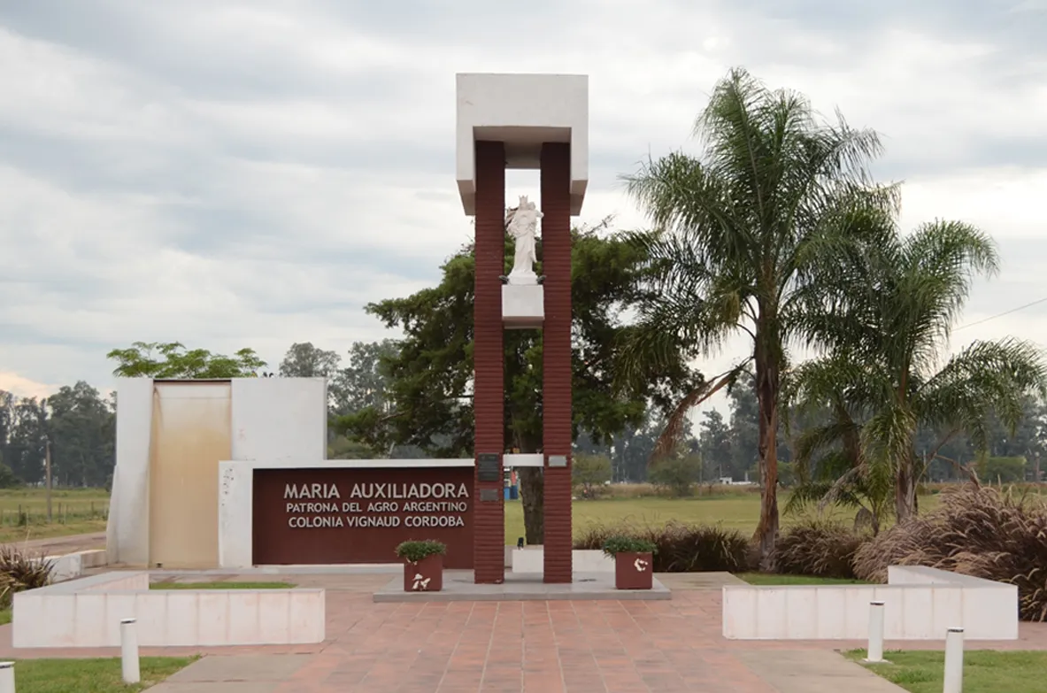 Peregrinacion Monumento ingreso