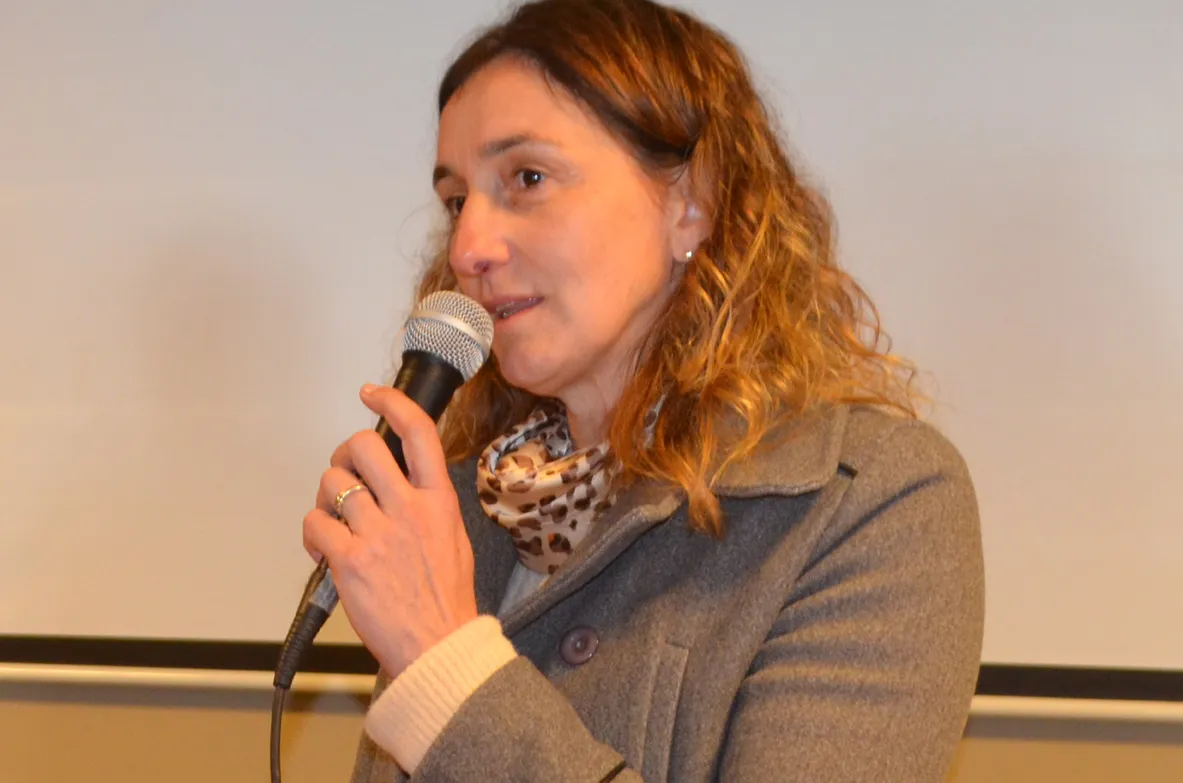 Evangelina Vigna agradeciendo