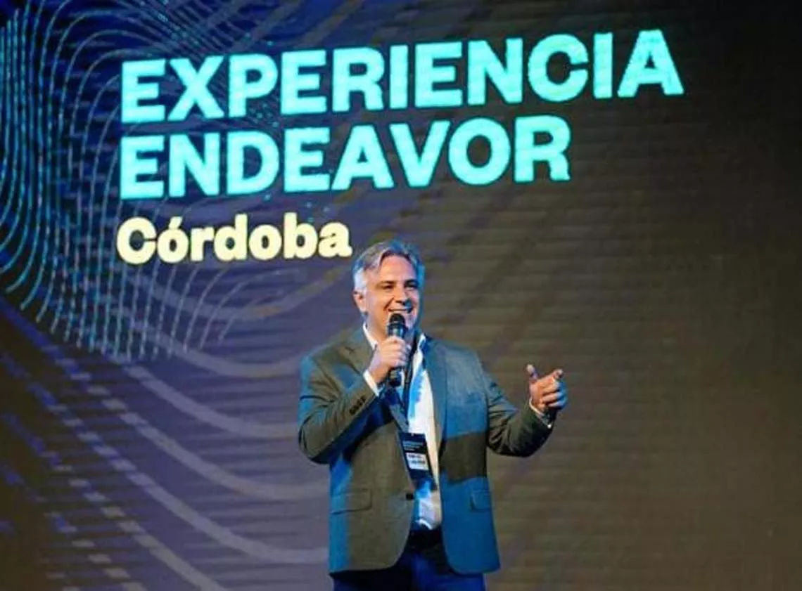 Llaryora