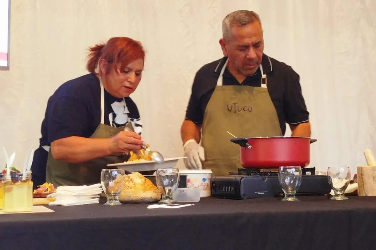 maria pineda preparando