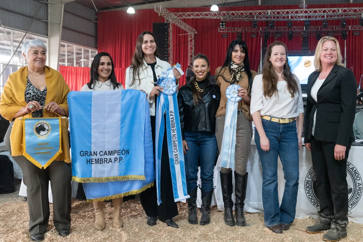 Mujeres coronacion
