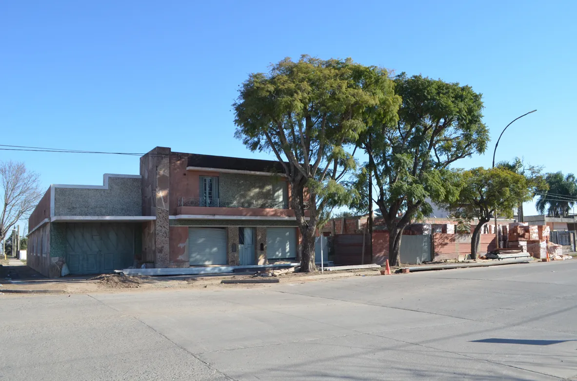 Escuela profesional Freyrew