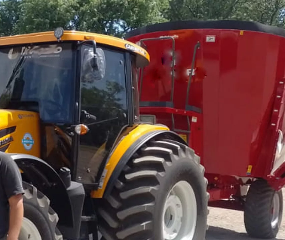Tractor y maquina